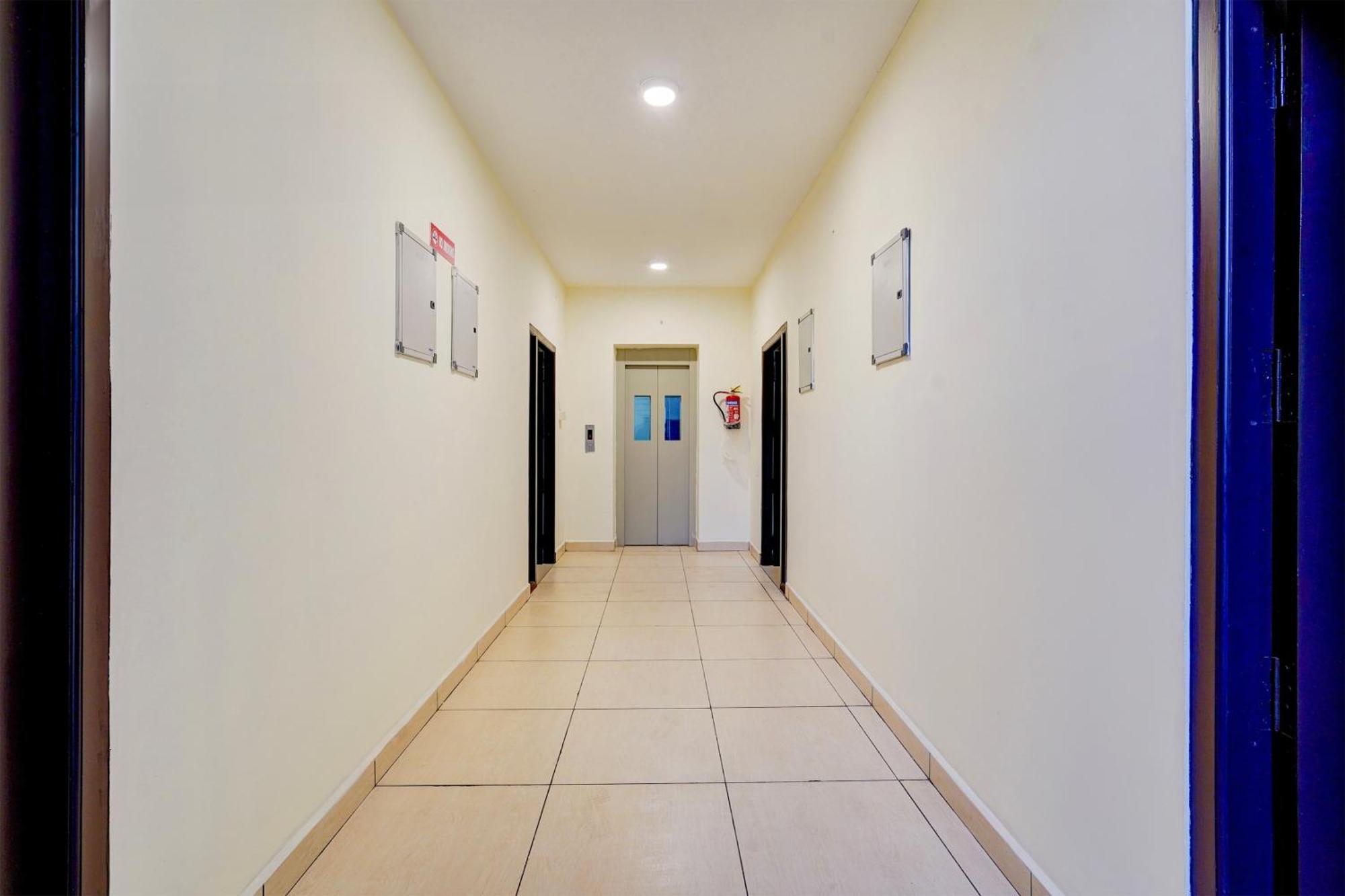 Super Hotel O Valasaravakkam Near Chandra Metro Mall Chennai Exterior photo